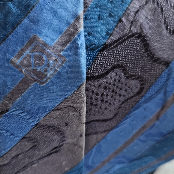 EUC Christian Dior Monsieur Tie - Picture 6 of 6